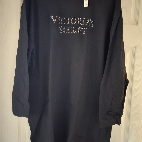Victoria's Secret Black Rhinestone Logo Top M/L - Picture 2 of 2